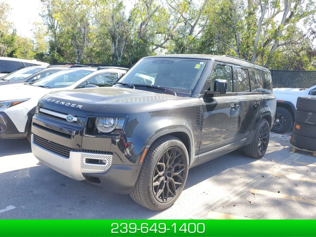 2023 Land Rover Defender SE