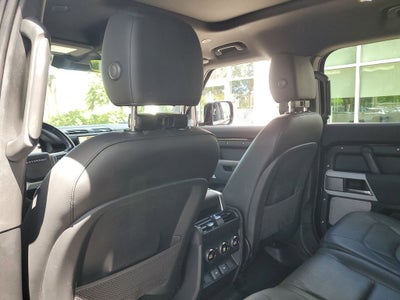 2023 Land Rover Defender 130 SE