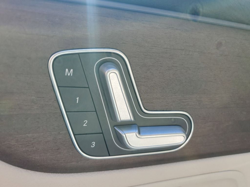 2023 Mercedes-Benz GLB GLB 250