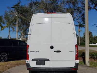 2023 Mercedes-Benz Sprinter Cargo Van 2500 STANDARD ROO