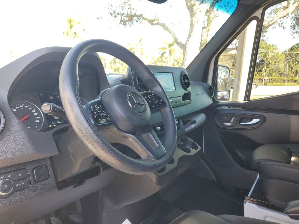 2023 Mercedes-Benz Sprinter Cargo Van 2500 STANDARD ROO