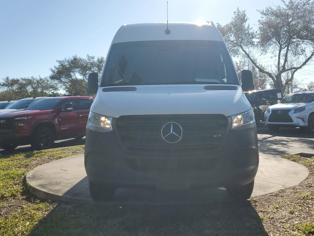 2023 Mercedes-Benz Sprinter Cargo Van 2500 STANDARD ROO