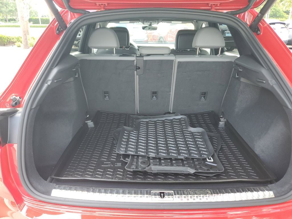 2023 Audi Q3 Premium Plus 45 TFSI S line quattro Tiptronic
