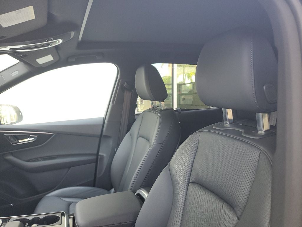 2022 Audi Q7 Premium Plus 45 TFSI quattro Tiptronic