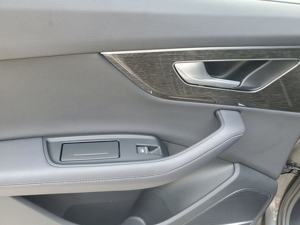 2023 Audi Q7 Prestige 55 TFSI quattro Tiptronic