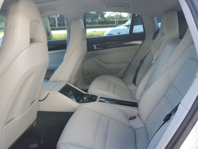 2023 Porsche Panamera Platinum Edition