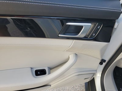 2023 Porsche Panamera Platinum Edition