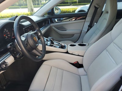 2023 Porsche Panamera Platinum Edition