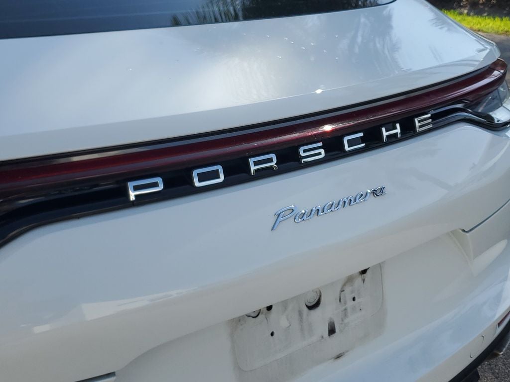 2023 Porsche Panamera Platinum Edition