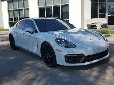 2023 Porsche Panamera Platinum Edition