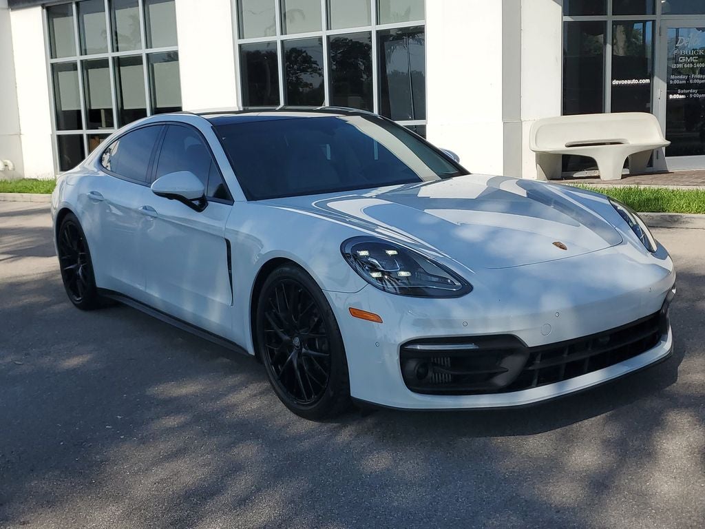 2023 Porsche Panamera Platinum Edition