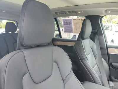 2025 Volvo XC90 Plug-In Hybrid T8 Plus 7-Seater