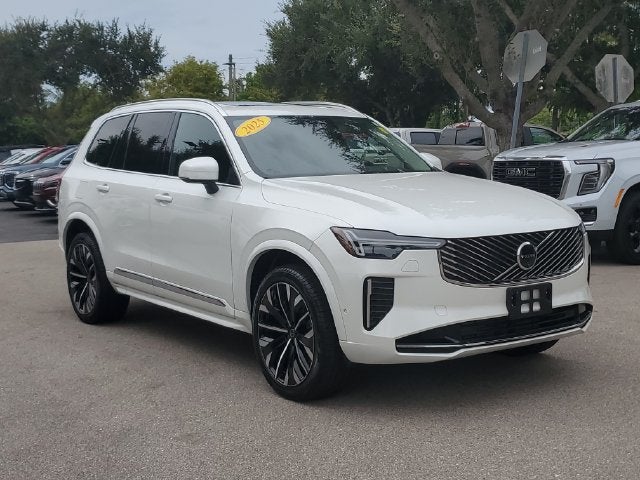 2025 Volvo XC90 Plug-In Hybrid T8 Plus 7-Seater