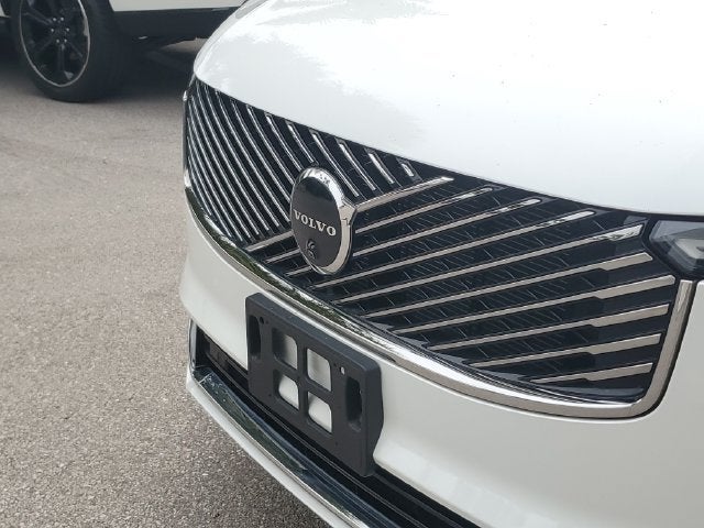 2025 Volvo XC90 Plug-In Hybrid T8 Plus 7-Seater