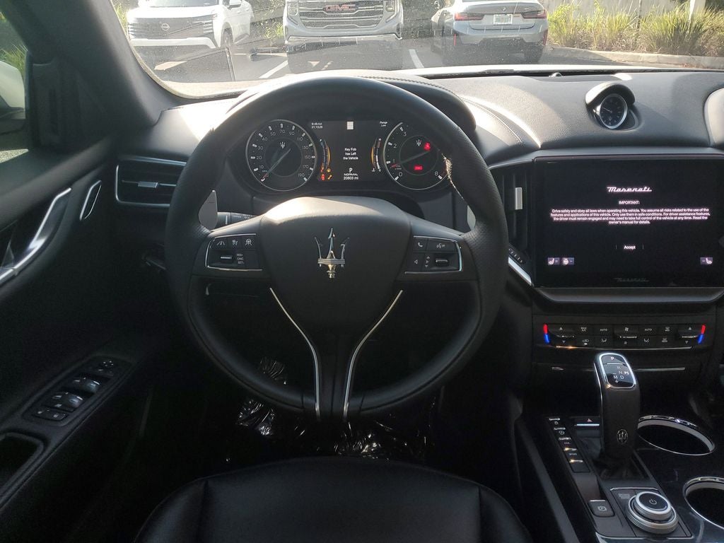 2023 Maserati Ghibli Modena