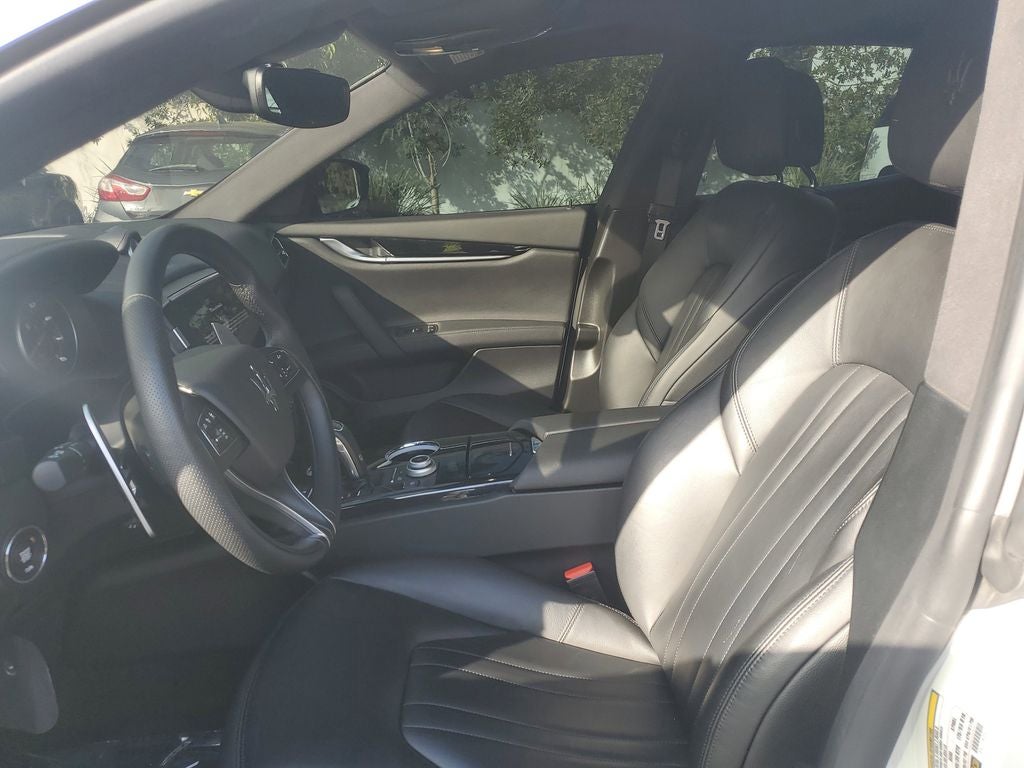 2023 Maserati Ghibli Modena