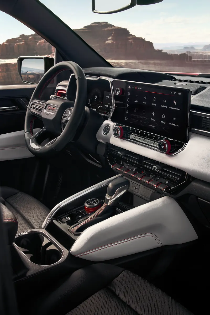 2026 GMC Canyon infotainment system at DeVoe Buick GMC in Naples FL